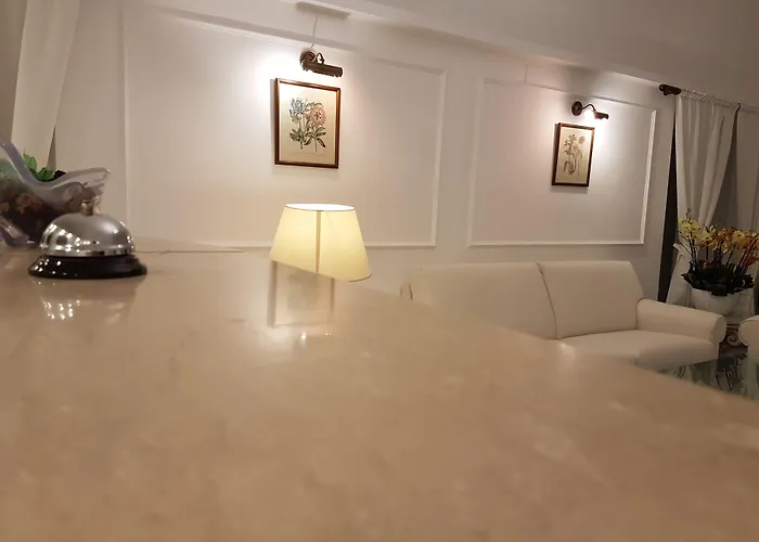 Palatium Mari Szálloda 3*