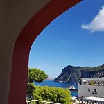 帕拉蒂姆马里酒店