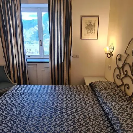 Hotel Palatium Mari 3*