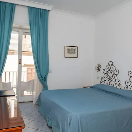 Hotel Palatium Mari