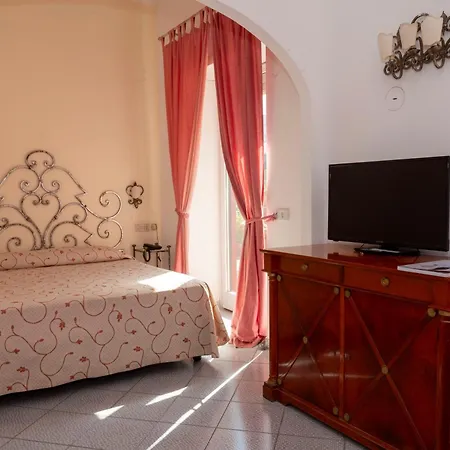 Hotel Palatium Mari