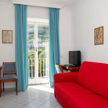 Palatium Mari Hotel 3*