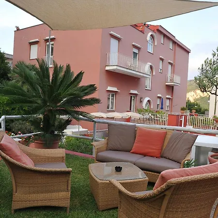 Palatium Mari Capri