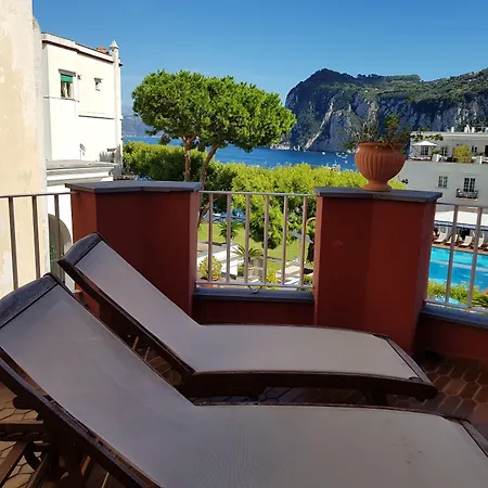 Palatium Mari Hotel 3*