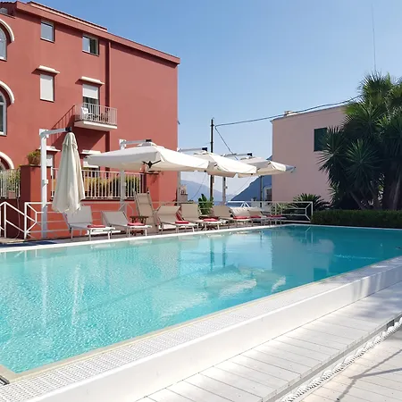 Palatium Mari Ξενοδοχείο 3*