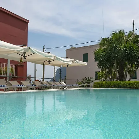 Hotel Palatium Mari 3*