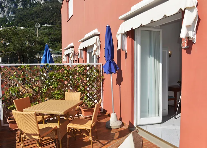 Palatium Mari Hotel 3*