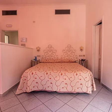 Hotel Palatium Mari 3*